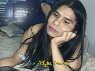Allyka_browm