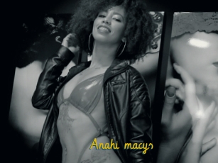 Anahi_macys