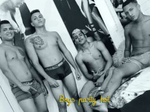 Boys_party_hot
