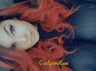 Curlyamelieee