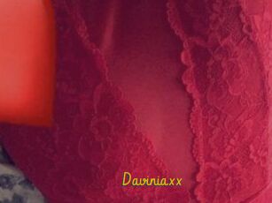 Daviniaxx