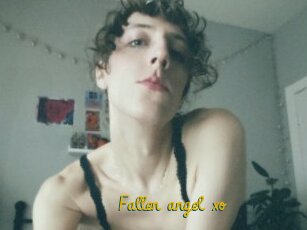 Fallen_angel_xo