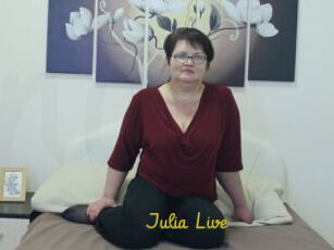 Julia_Live