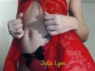 Julia_Lynn