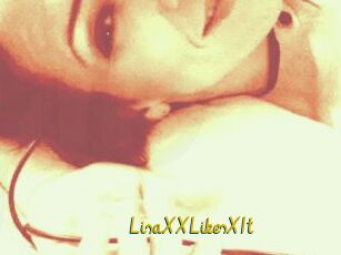 LisaXXLikesXIt