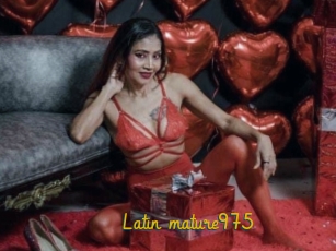 Latin_mature975