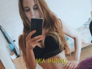 MIA_HUNNY