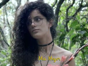 Mia_Meyer