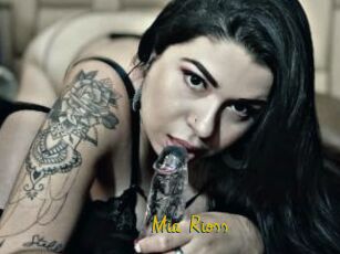 Mia_Rioss