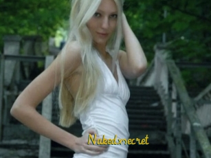 Nakedxsecret