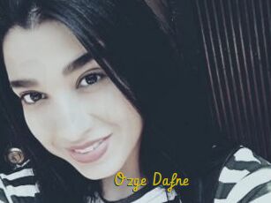 Ozge_Dafne