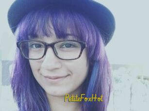 PetiteFoxHot