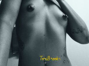 Tori_Brooks