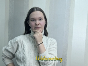 Udelacourtney