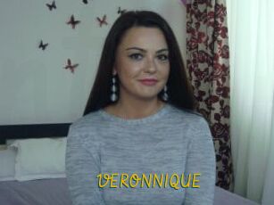 VERONNIQUE_