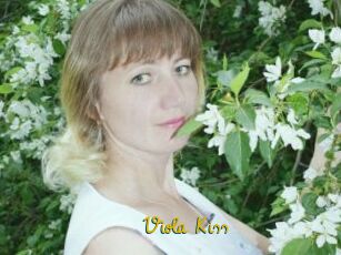 Viola_Kiss_